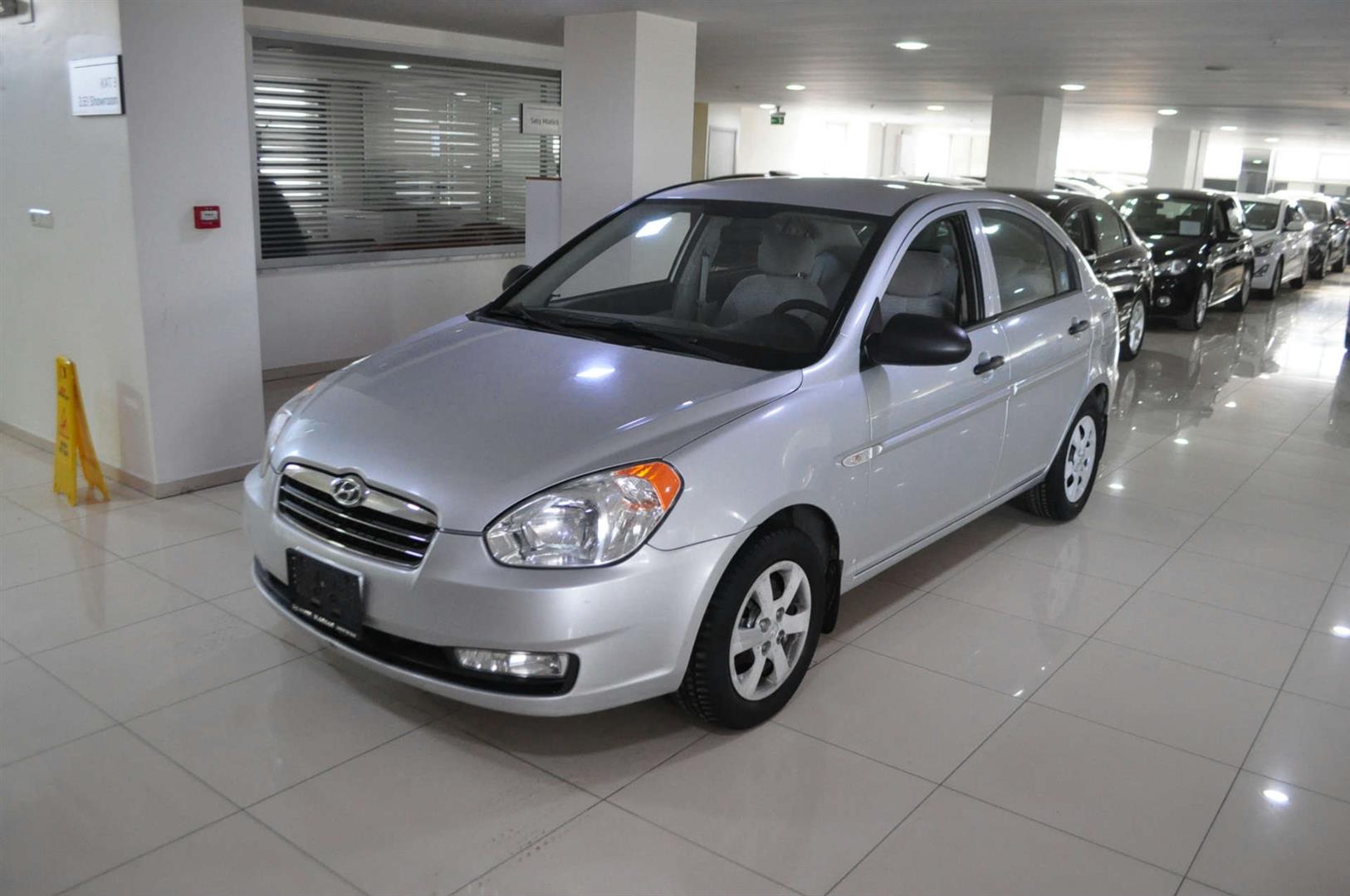 HYUNDAI ACCENT ERA / 1.4 TEAM Benzin/LPG