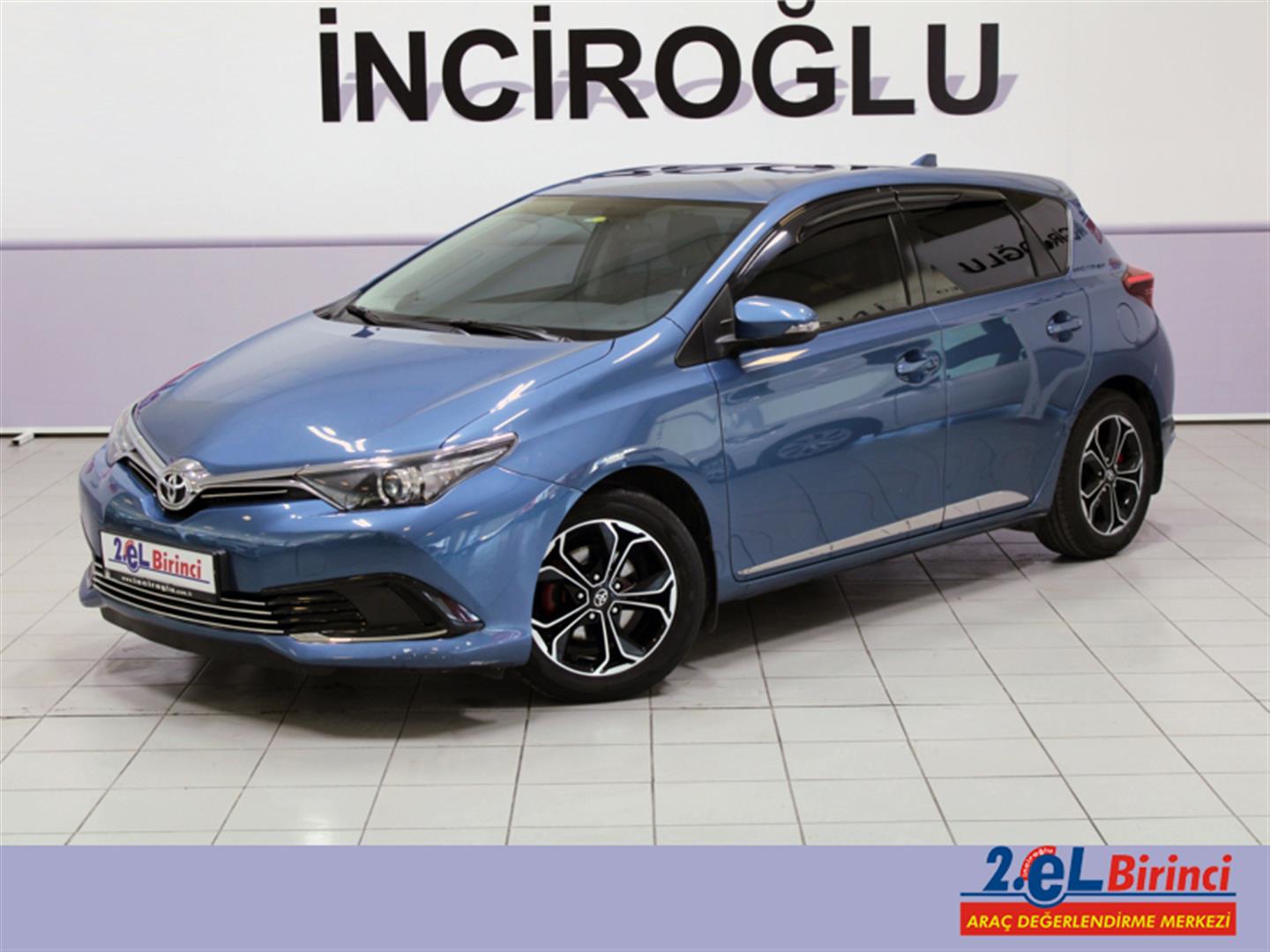 Toyota Auris 1 33
